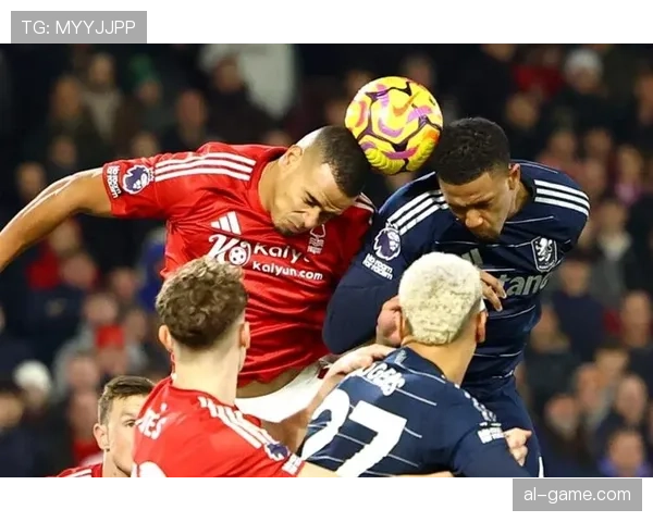 维拉逆境崛起，英超争四表现抢眼，持续点燃球迷激情