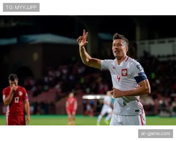 莱万帽子戏法助波兰队欧洲杯预选赛取胜