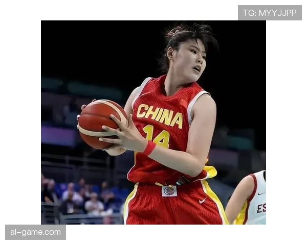 李月汝训练照像修行，派对照像走秀——刷到她的生活我这穷凡人直接懵